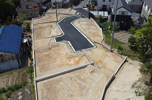 日進市岩崎町